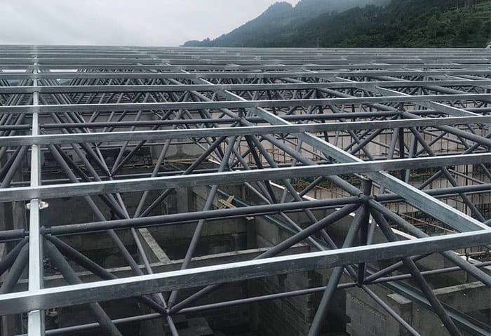 网架杆件